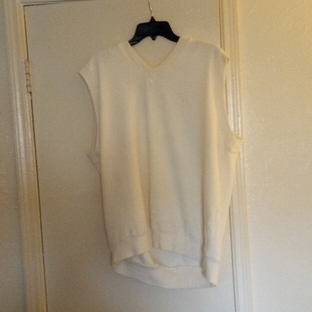 Beige Izod XL Vest in Perfect Condition